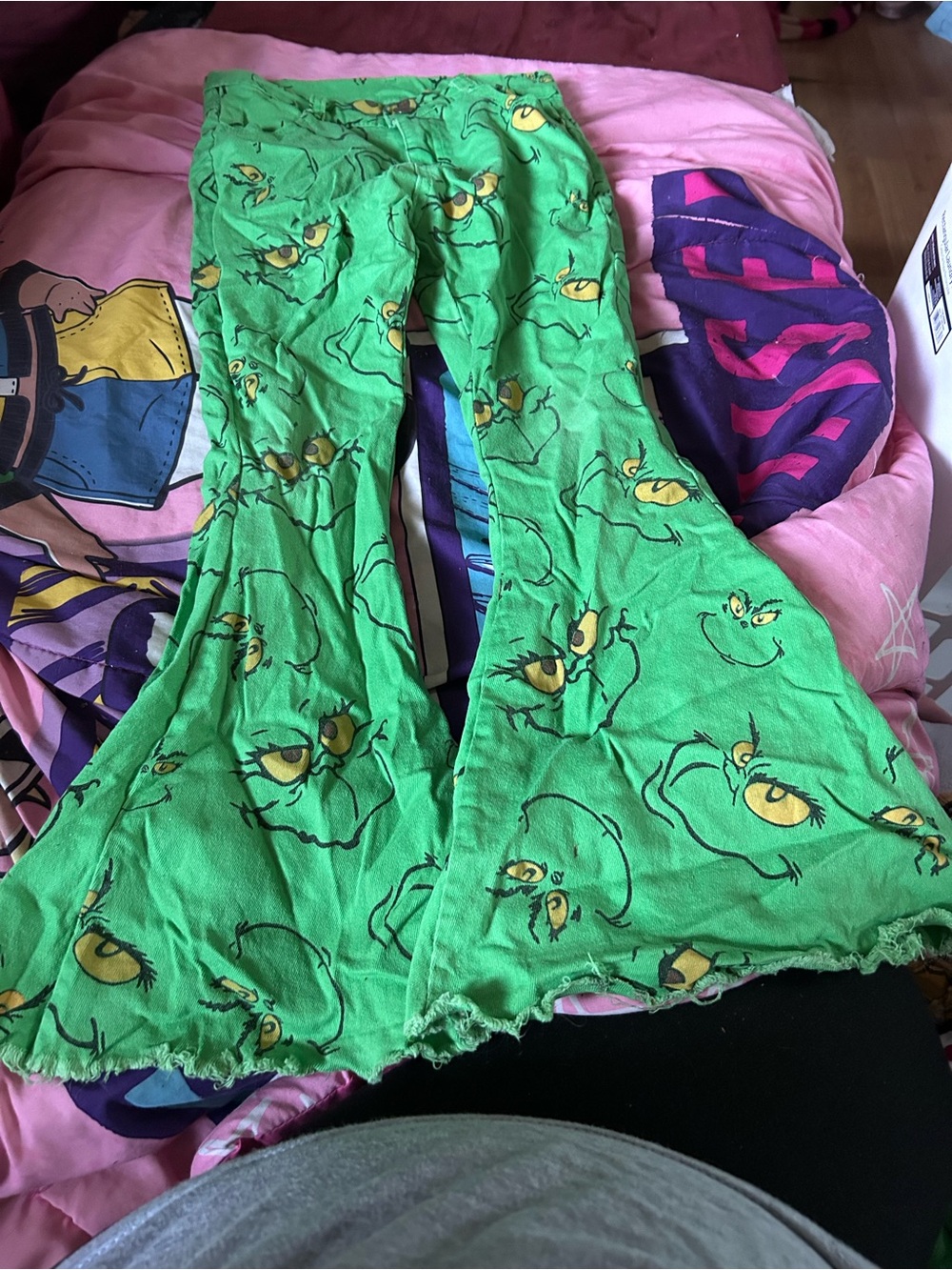 Kids Green Grinch Print Bell-Bottom Pants
